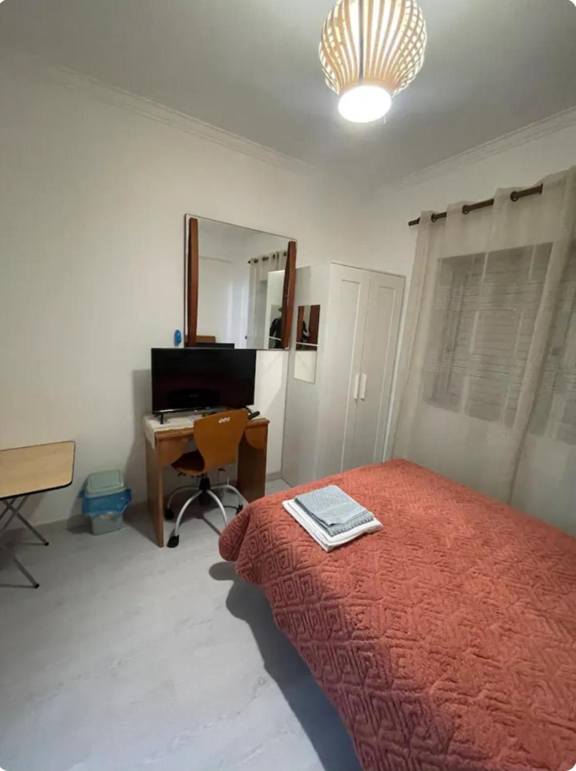 Quarto Calmo E Acolhedor Leilighet Almada Eksteriør bilde
